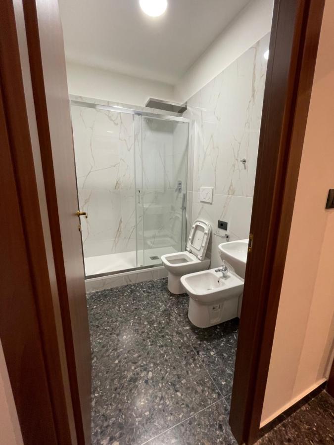 Due Passi Dal Mare Hotel Savona Exterior photo